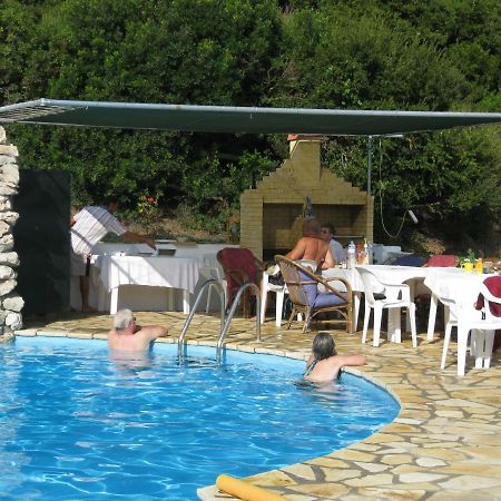 Angela Apartments Pool Gardens And Sea Views Agios Stefanos Avliotes  Exteriér fotografie