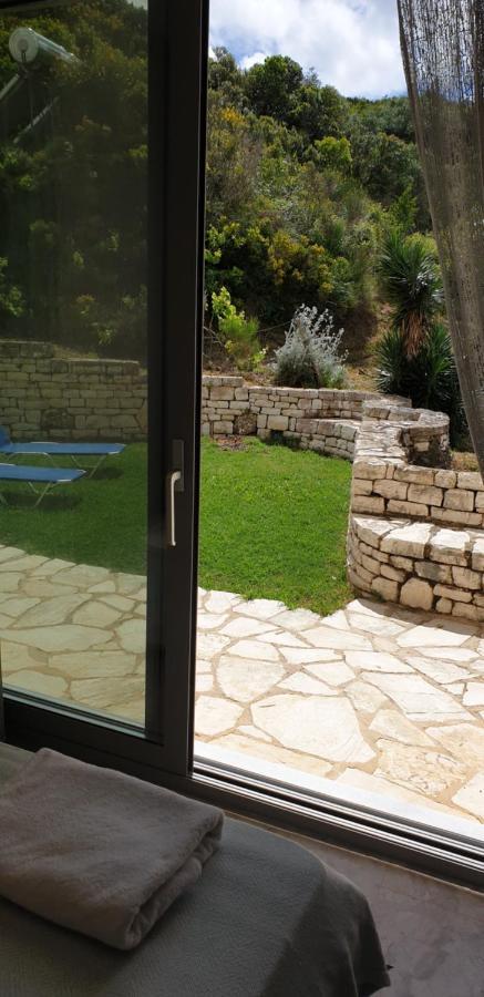 Angela Apartments Pool Gardens And Sea Views Agios Stefanos Avliotes  Exteriér fotografie